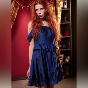 NWT Interview With The Vampire Claudia Lace-Up Dress